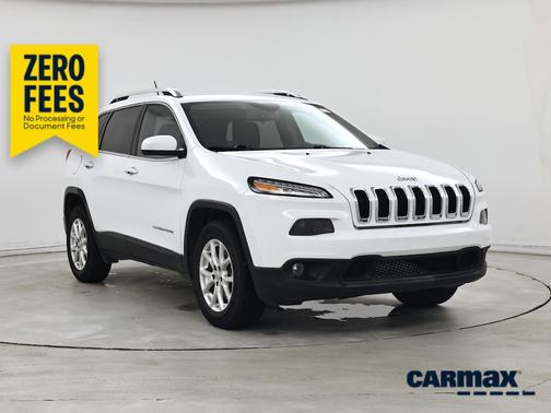 White 2018 Jeep Cherokee Latitude