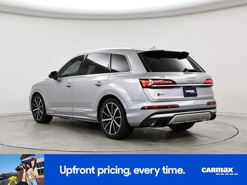 2022 Audi SQ7 Premium Plus