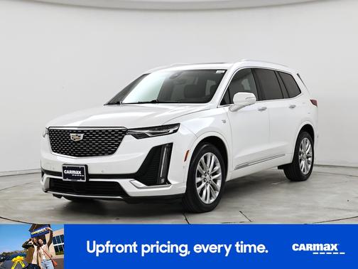 White 2022 Cadillac XT6 Premium Luxury