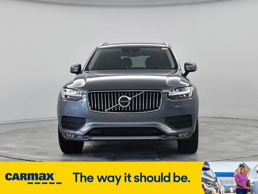 2020 Volvo XC90 T6 Momentum