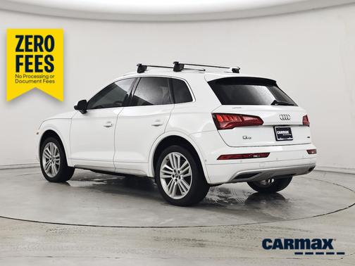 White 2019 Audi Q5 Prestige
