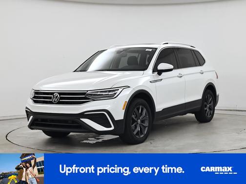 White 2023 Volkswagen Tiguan SE