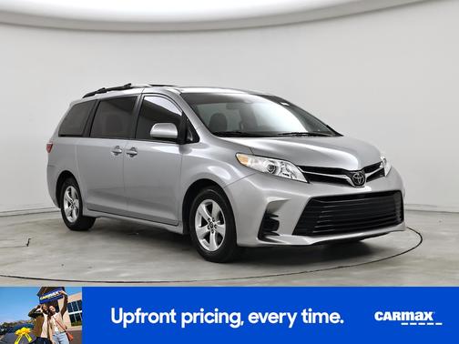 Silver 2018 Toyota Sienna LE