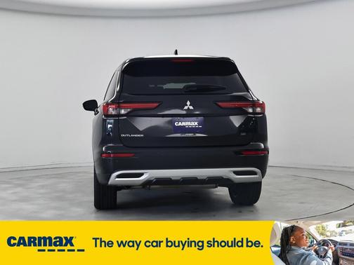 2022 Mitsubishi Outlander SE