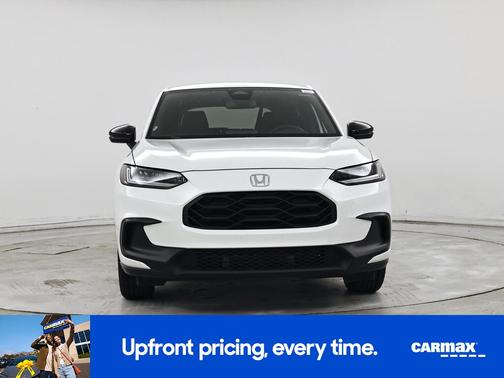 White 2023 Honda HR-V Sport