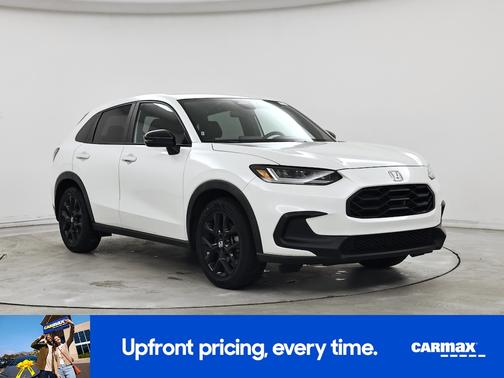 White 2023 Honda HR-V Sport