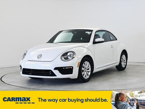 2019 Volkswagen Beetle SE