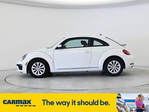 2019 Volkswagen Beetle SE