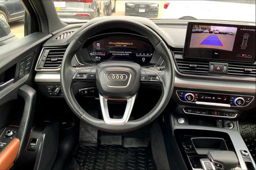2025 Audi Q5 45 S line Premium