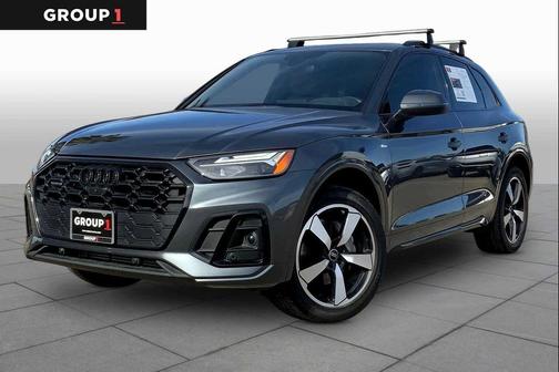 Daytona Gray Pearl Effect 2023 Audi Q5 45 S line Premium Plus