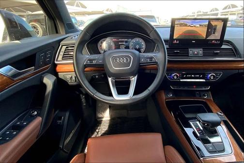 Daytona Gray Pearl Effect 2023 Audi Q5 45 S line Premium Plus