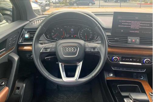 2022 Audi Q5 45 S line Premium