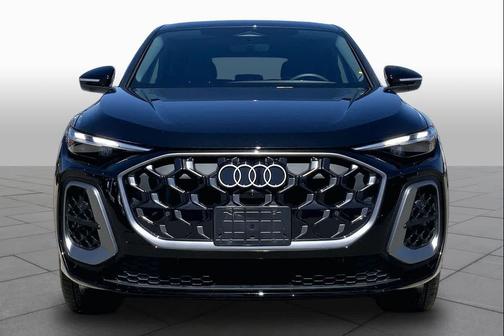 Mythos Black Metallic 2025 Audi Q5 Premium TFSI quattro S tronic