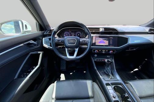Glacier White Metallic 2020 Audi Q3 45 S line Premium Plus