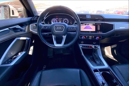 Ibis White 2023 Audi Q3 Premium 45 TFSI S line quattro Tiptronic