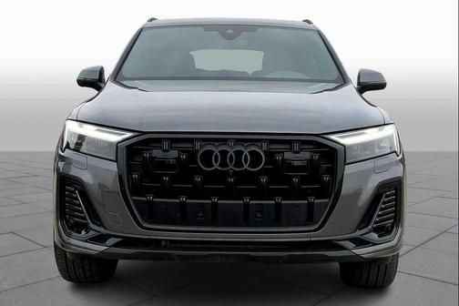 2025 Audi Q7 45 Premium Plus