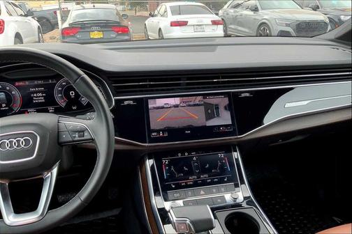 2025 Audi Q7 45 Premium Plus