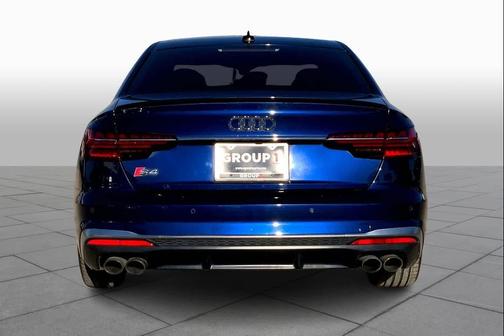 2022 Audi S4 Premium Plus TFSI quattro Tiptronic