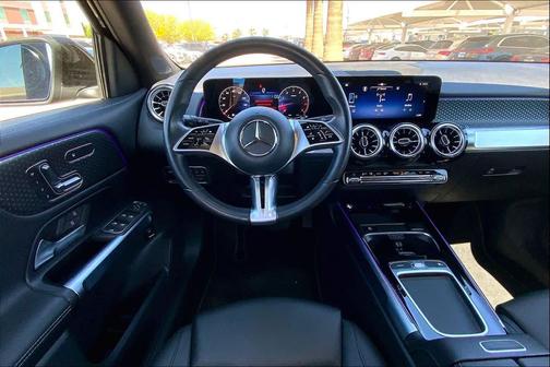 2025 Mercedes-Benz GLB 250 4MATIC