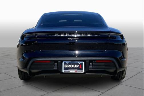 2022 Porsche Taycan 