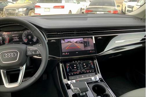 2025 Audi Q8 55 Premium Plus