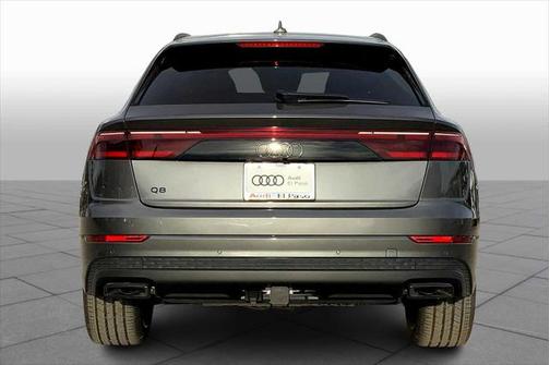 2025 Audi Q8 55 Premium Plus