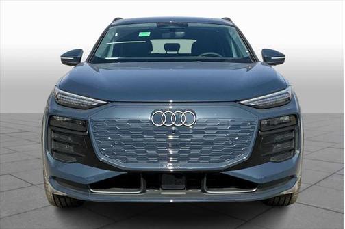 2025 Audi Q6 e-tron Prestige quattro