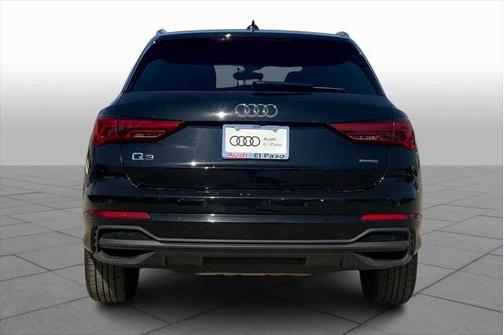 2024 Audi Q3 Premium 45 TFSI S line quattro Tiptronic