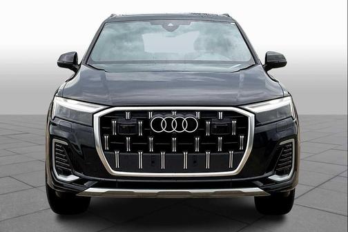2025 Audi Q7 55 Premium