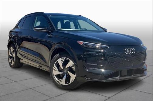 2025 Audi Q6 e-tron Premium Plus quattro