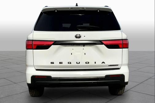 Ice Cap 2026 Toyota Sequoia SR5