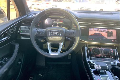2025 Audi Q7 55 Premium Plus
