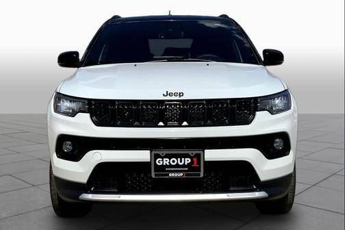 Bright White Clearcoat 2024 Jeep Compass Limited