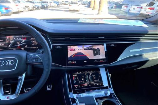 2026 Audi SQ8 4.0T Prestige