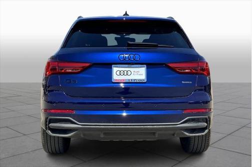 2025 Audi Q3 Premium 45 TFSI S line quattro Tiptronic