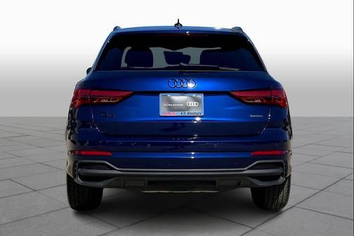 2025 Audi Q3 Premium 45 TFSI S line quattro Tiptronic