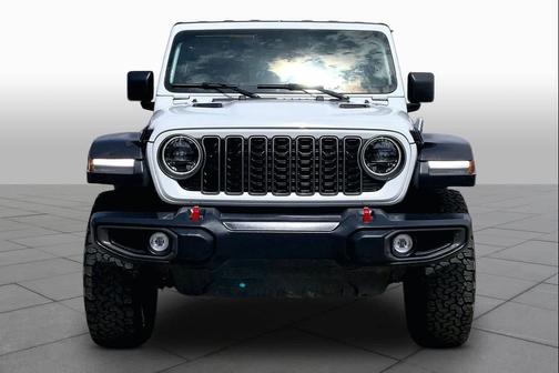 Bright White Clearcoat 2025 Jeep Wrangler Rubicon