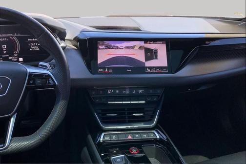 Suzuka Gray Metallic 2024 Audi e-tron GT Prestige quattro