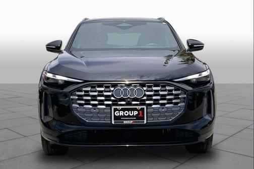 Mythos Black Metallic 2025 Audi Q5 Premium TFSI quattro S tronic