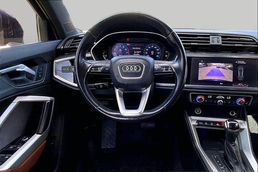 WHITE 2021 Audi Q3 40 Premium Plus