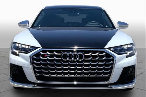 Glacier White Metallic 2025 Audi S8 4.0T