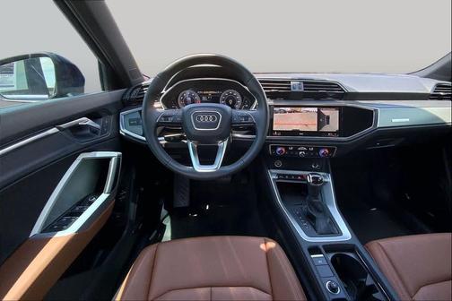 Navarra Blue Metallic 2025 Audi Q3 45 S line Premium Plus