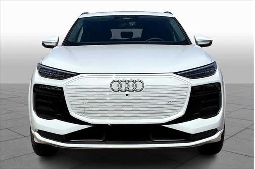 2025 Audi Q6 e-tron Premium Plus quattro