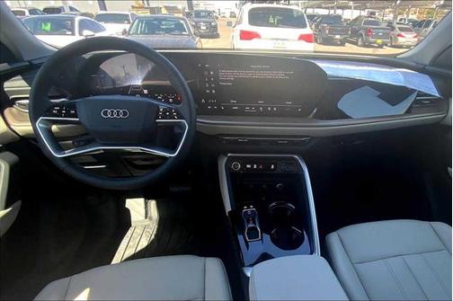 2025 Audi Q5 Premium