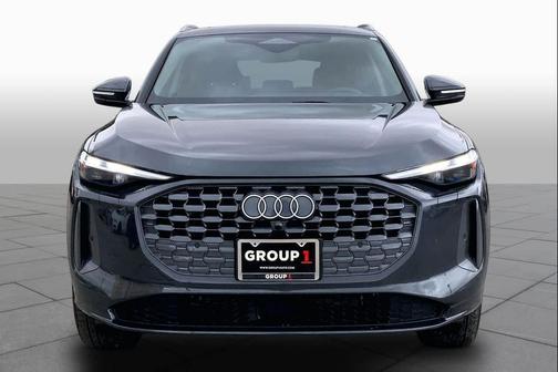 Tambora Gray Metallic 2025 Audi Q5 Premium TFSI quattro S tronic