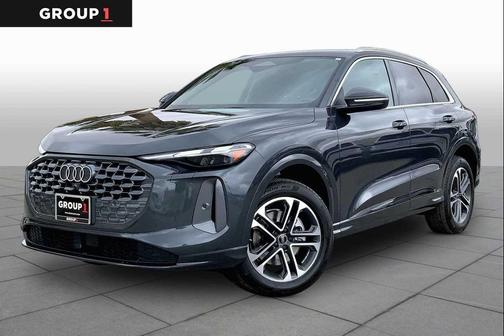 Tambora Gray Metallic 2025 Audi Q5 Premium TFSI quattro S tronic