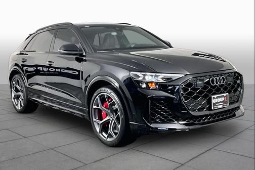 Mythos Black Metallic 2025 Audi RS Q8 4.0T