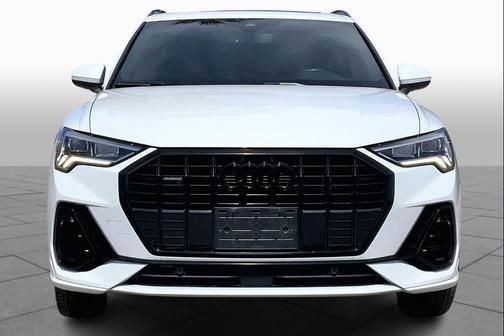 2024 Audi Q3 Premium 45 TFSI S line quattro Tiptronic