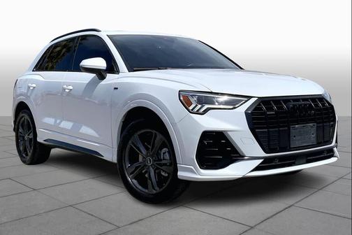 2024 Audi Q3 Premium 45 TFSI S line quattro Tiptronic