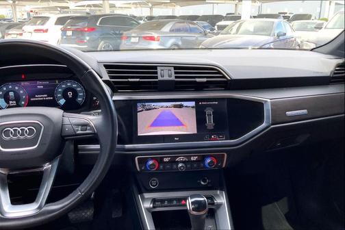 2024 Audi Q3 Premium 45 TFSI S line quattro Tiptronic